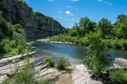 Le Ruisseau 4 AdobeStock 83661895